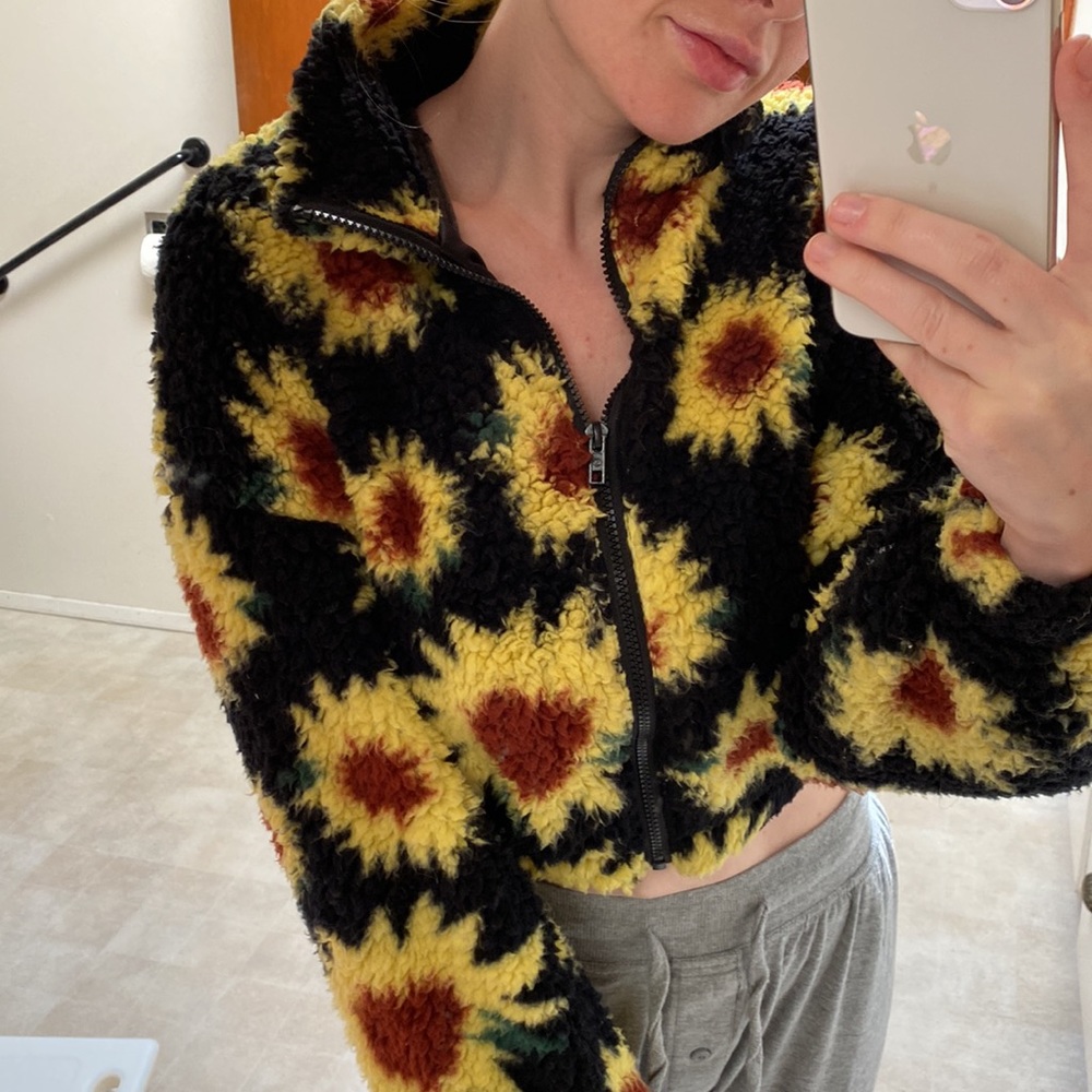 Shein • Sunflower Print Teddy Jacket - Picture 8 of 9